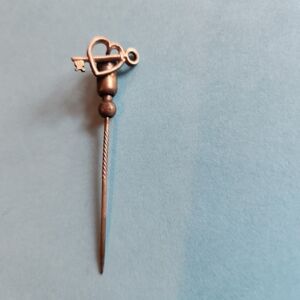 Antique Hat pin with screw off closure.  Estate Piece